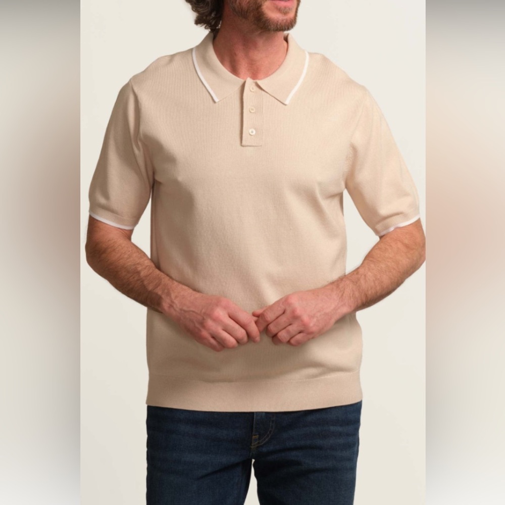 Tahari Men’s Viscose blend sandy beige Polo Shirt Classic Knit Design size L